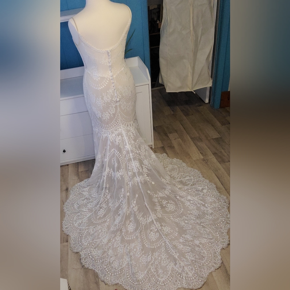 BHLDN Cascading Wedding Dress size 12